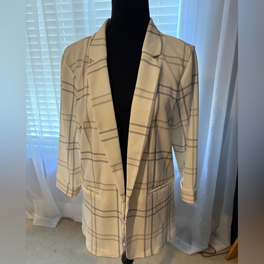 Maurices Cream Plaid Women's Blazer